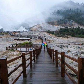 Kawah-Sikidang-Dieng